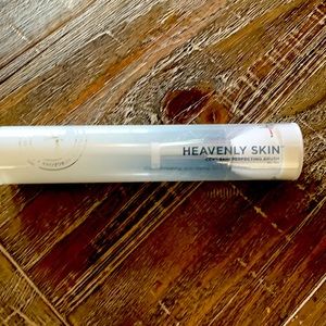 It Cosmetics Heavenly Skin Skin Perfecting Brush